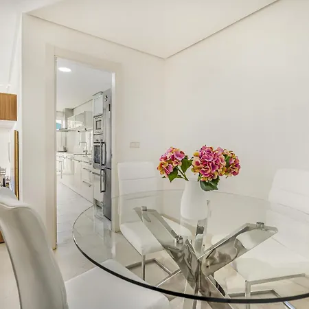 Apartment Vista Real - 1 Bedroom By Finest *