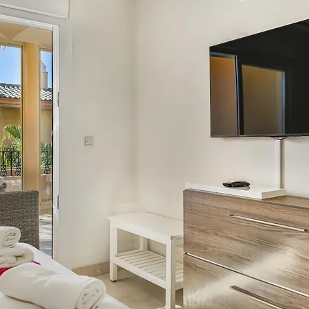 Vista Real - 1 Bedroom By Finest *