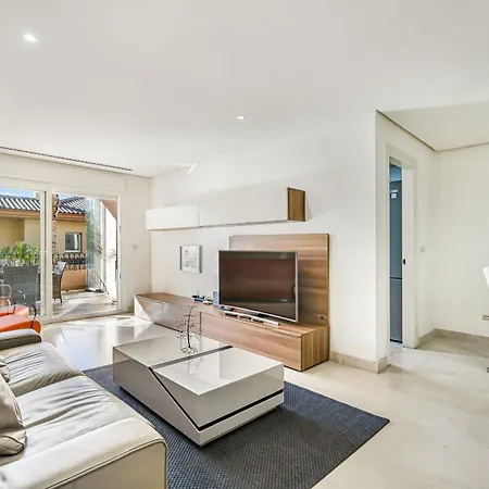 Vista Real - 1 Bedroom By Finest Apartmán *