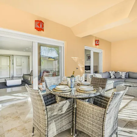 Apartment Vista Real - 1 Bedroom By Finest